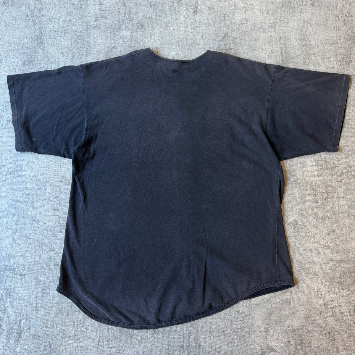 Vintage 1993 Bugs Bunny Baseball Top Size XL Mens Black Tee Made In USA        -H42