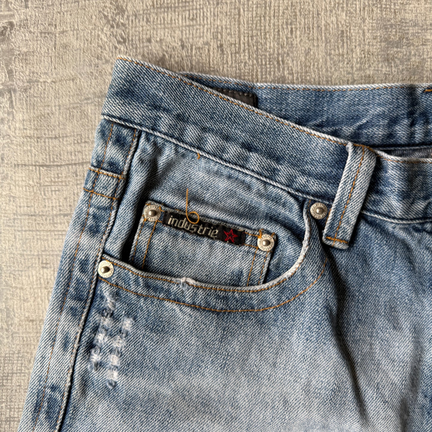 Industrie Mens Jeans Size 30 Light Blue Washed Denim Straight Leg              -C4