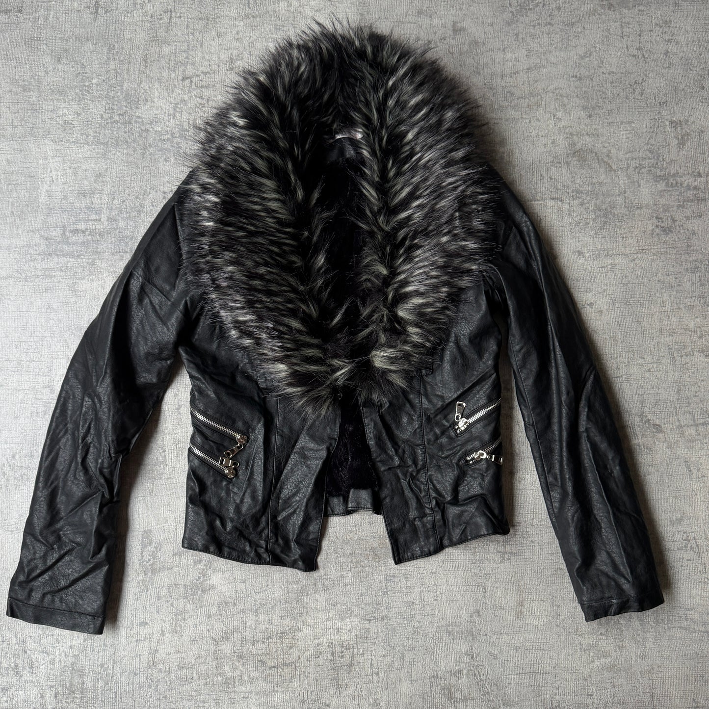 Spicysugar Y2K Womens Black Faux Leather/ Fur Jacket Size 12         -G32