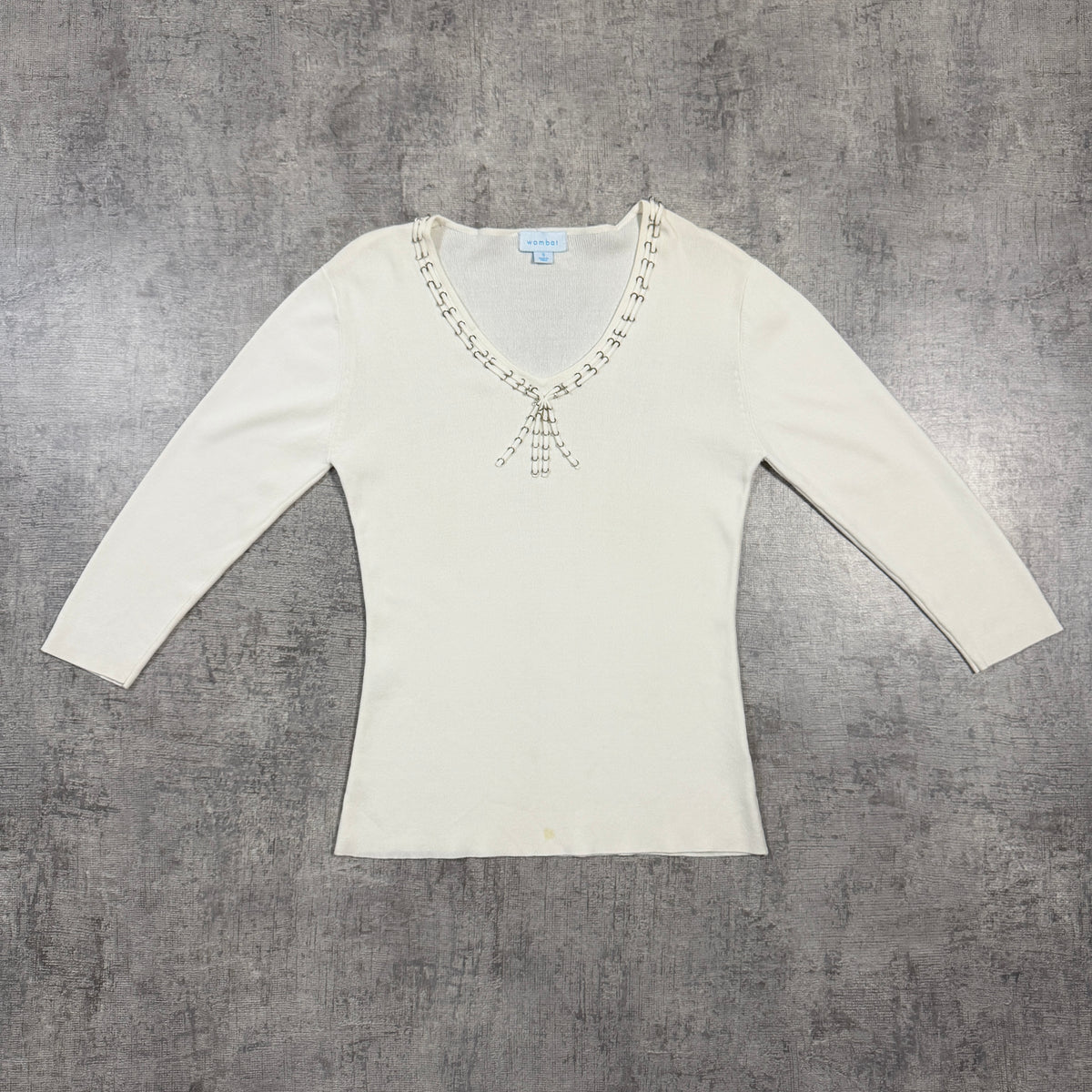 Wombat Womens Y2K Cream Ring Detail Top Scoop Neck Size S        -I38