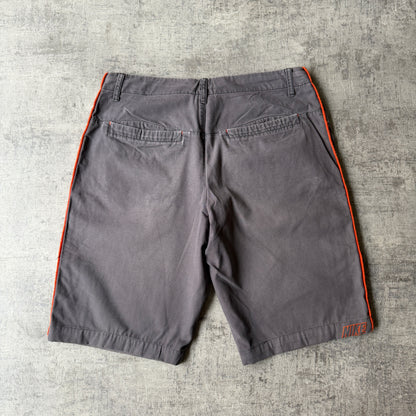 Nike Y2K Cargo Shorts Size M Mens Grey Orange Piping Detail        -H20