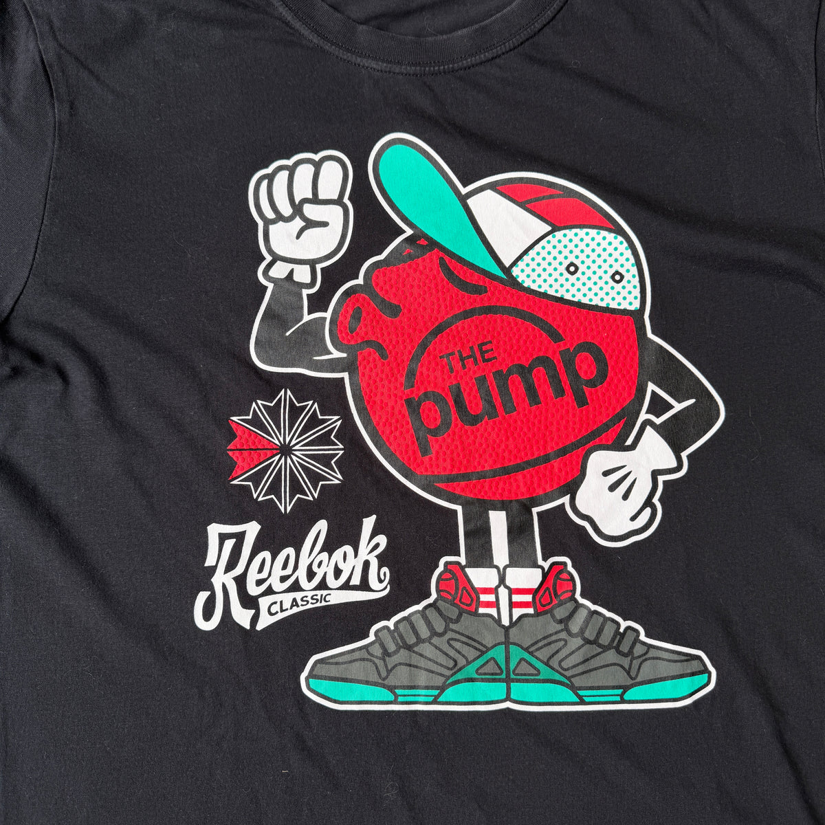 Reebok The Pump Y2K Black Graphic T-Shirt Size L Mens                          -E47
