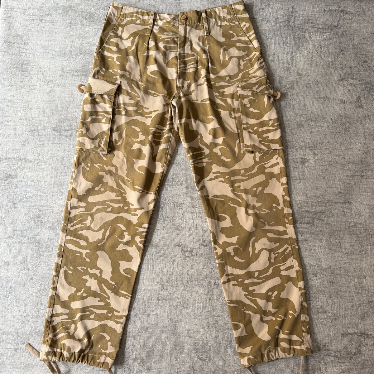 Vintage Military Cargo Pants Brown Camo Size 34 Mens G.G.S.           -B36