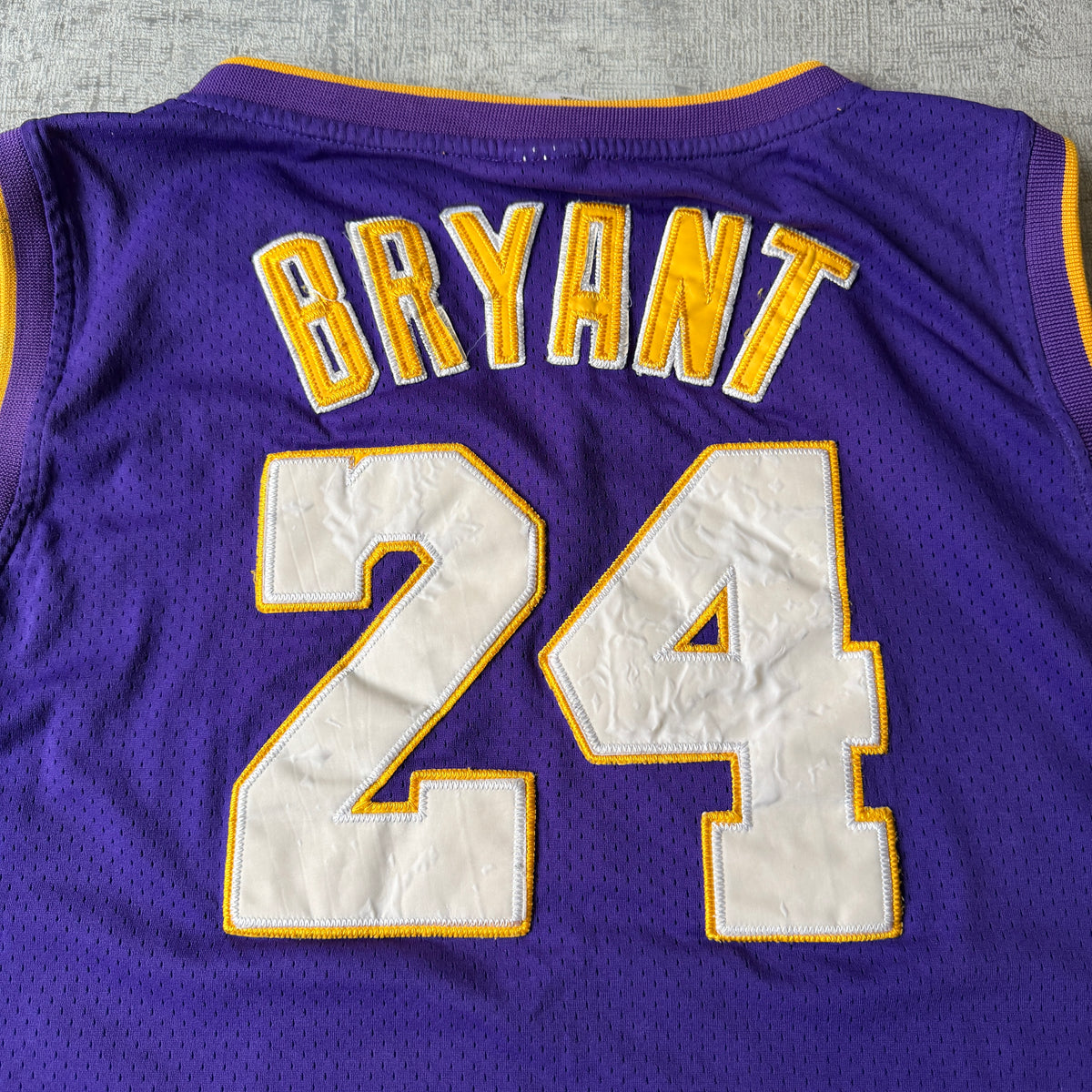 LA Lakers Kobe Bryant Starter NBA Jersey Fits Size XL Mens                   -E20