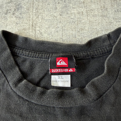 Quiksilver Y2K Black Mens Graphic T-Shirt Size XL Raised Print                 -D68