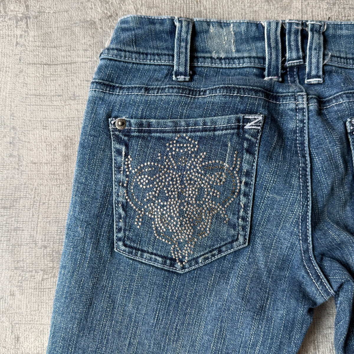 Fourplay Womens Y2K Low Rise Skinny Jeans Size 8 Dark Blue Sequin             -B35