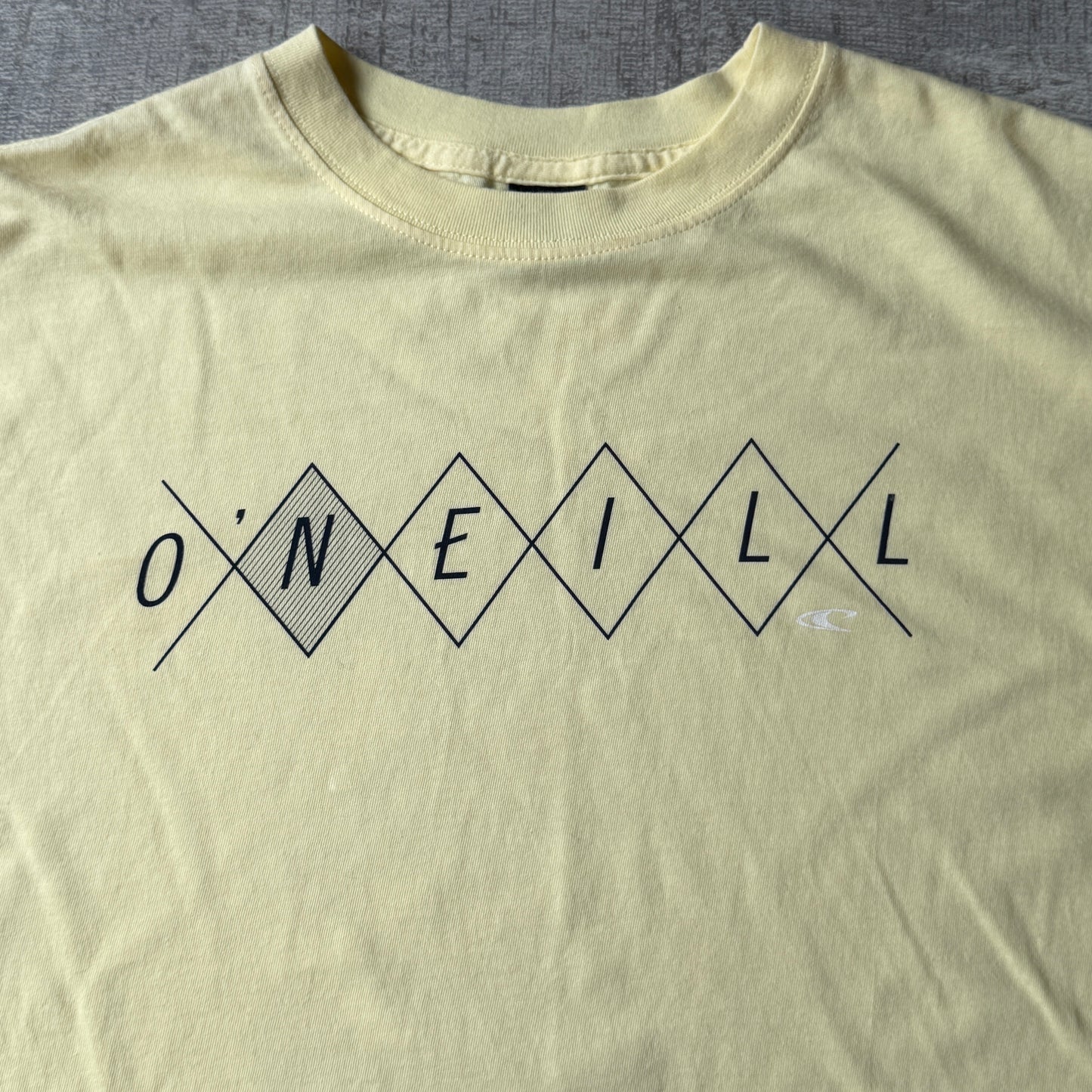 O'Neill Y2K Surf T-Shirt Size M Mens Yellow Graphic Tee            -C27