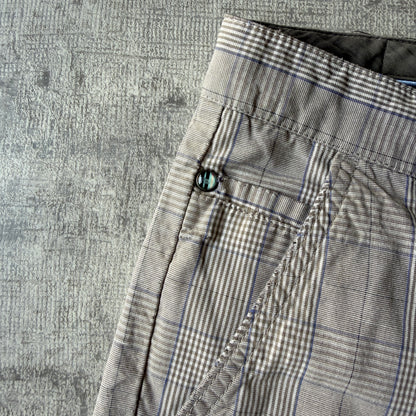 Oakley Mens Grey Plaid Cargo Shorts Size 34W 32L             -A49