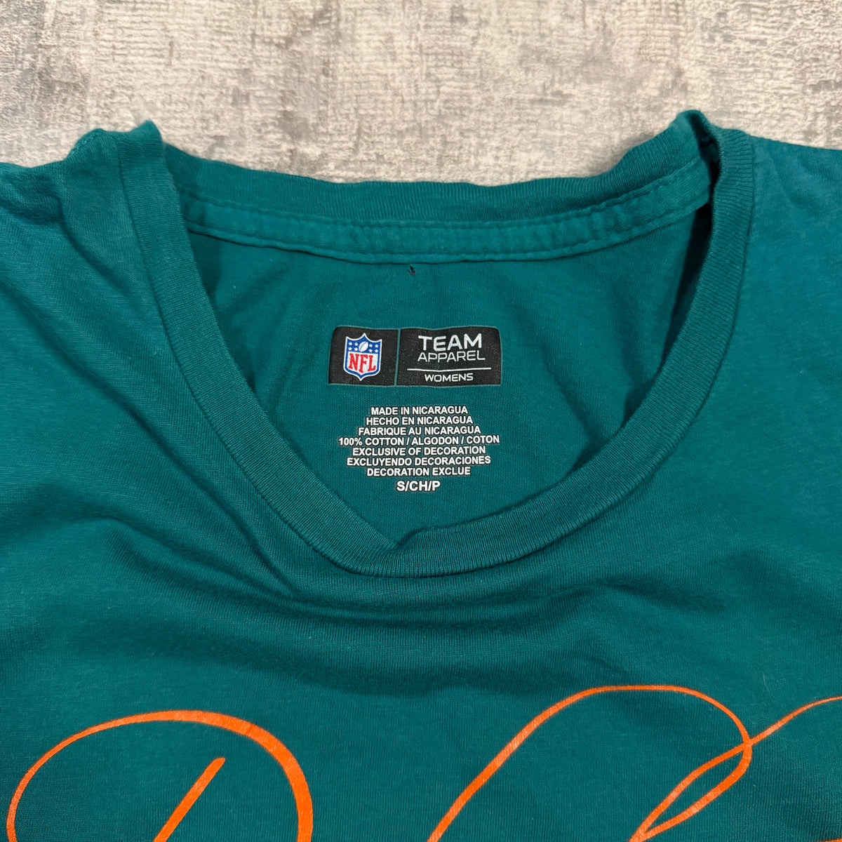 Miami Dolphins NFL Womens Teal Fitted Graphic Top Size S                -I44
