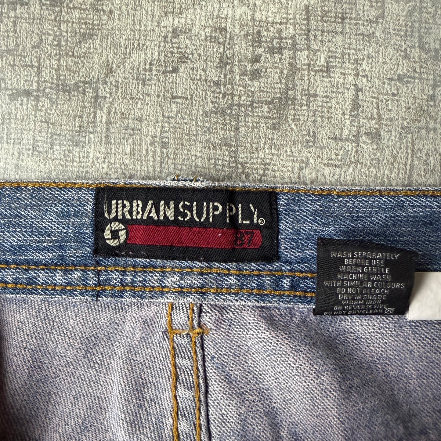 Urban Supply Y2K Mens Light Blue Jeans Size 34 Straight Leg            -G2