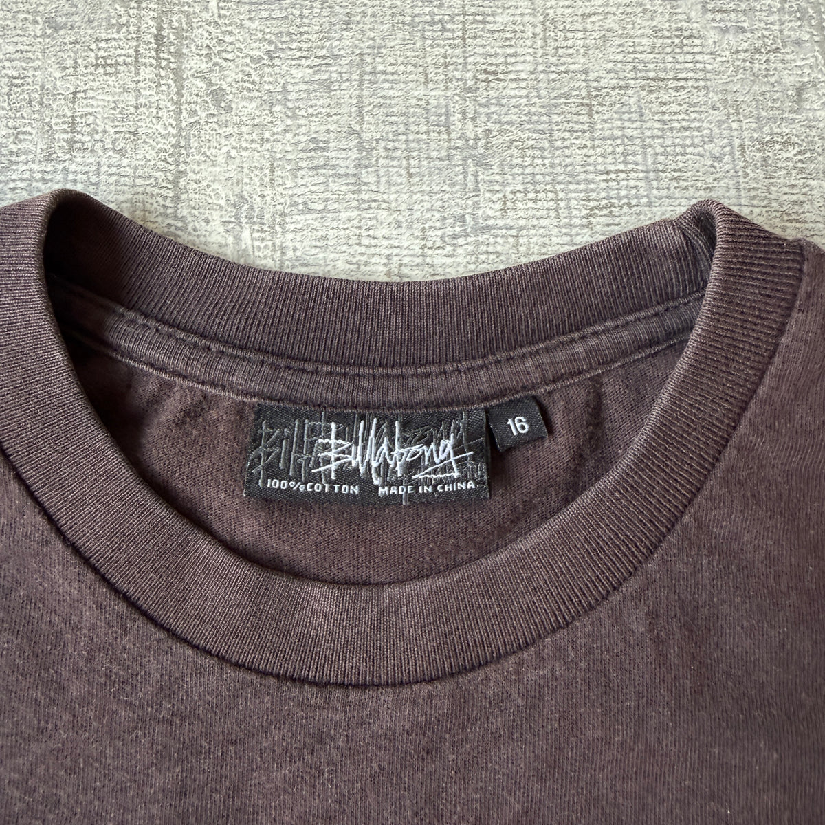 Vintage Billabong Andy Irons Womens Baby Tee Size 16y Fits S-M Womens         -H59