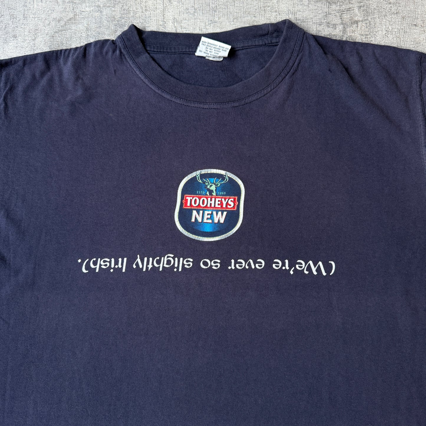 Tooheys New 2005 Navy Blue Graphic T Shirt Size XXL St Pat’s           -G51