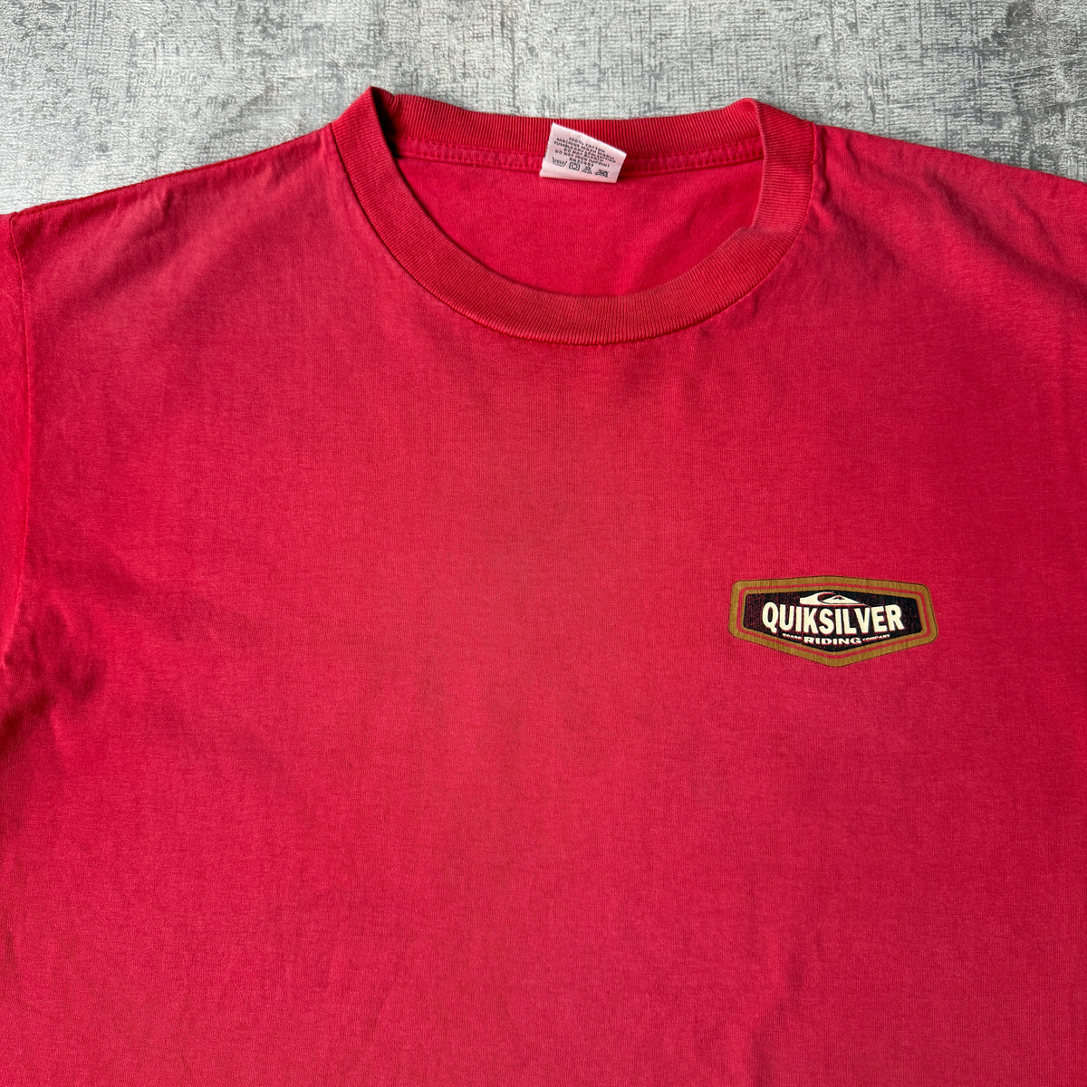 Quiksilver Vintage Red Graphic T Shirt Size XL Mens Single Stitch Made In USA          -G45