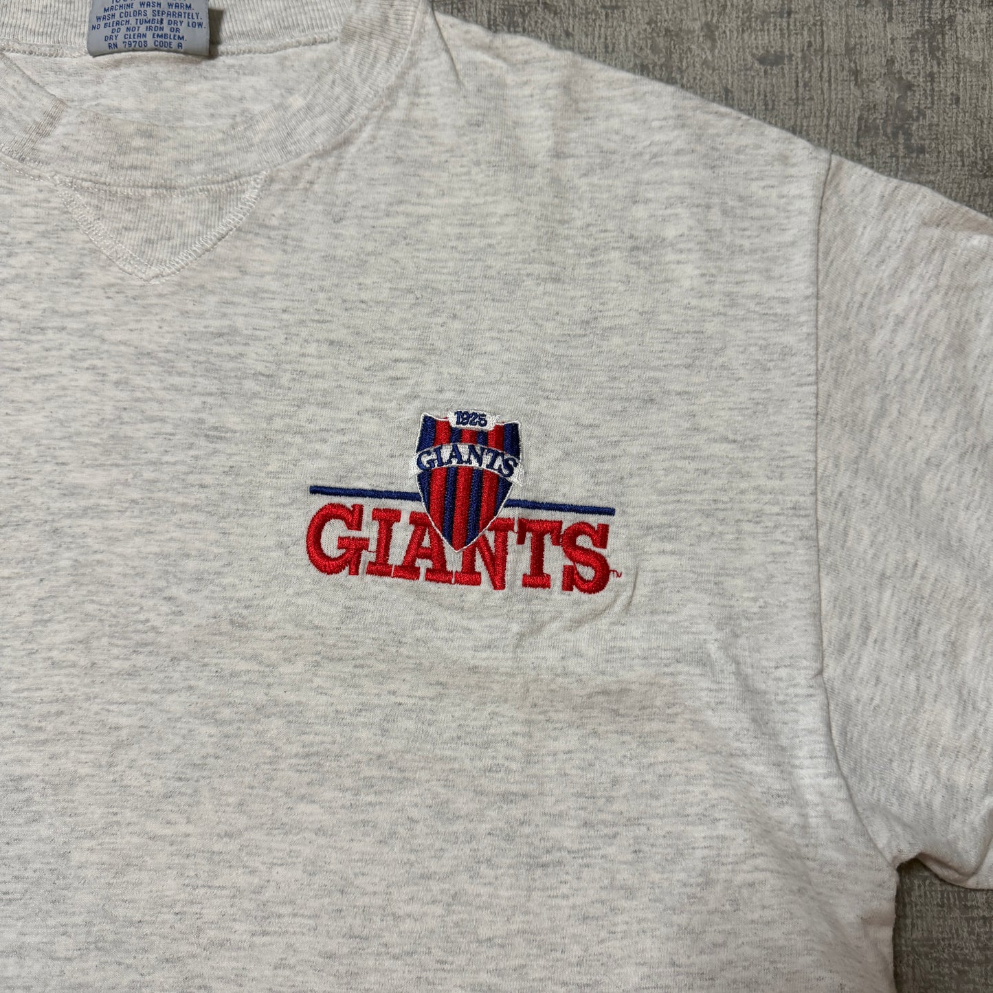 NY Giants Vintage Grey T-Shirt Size XL “The Game” Tag             -F49