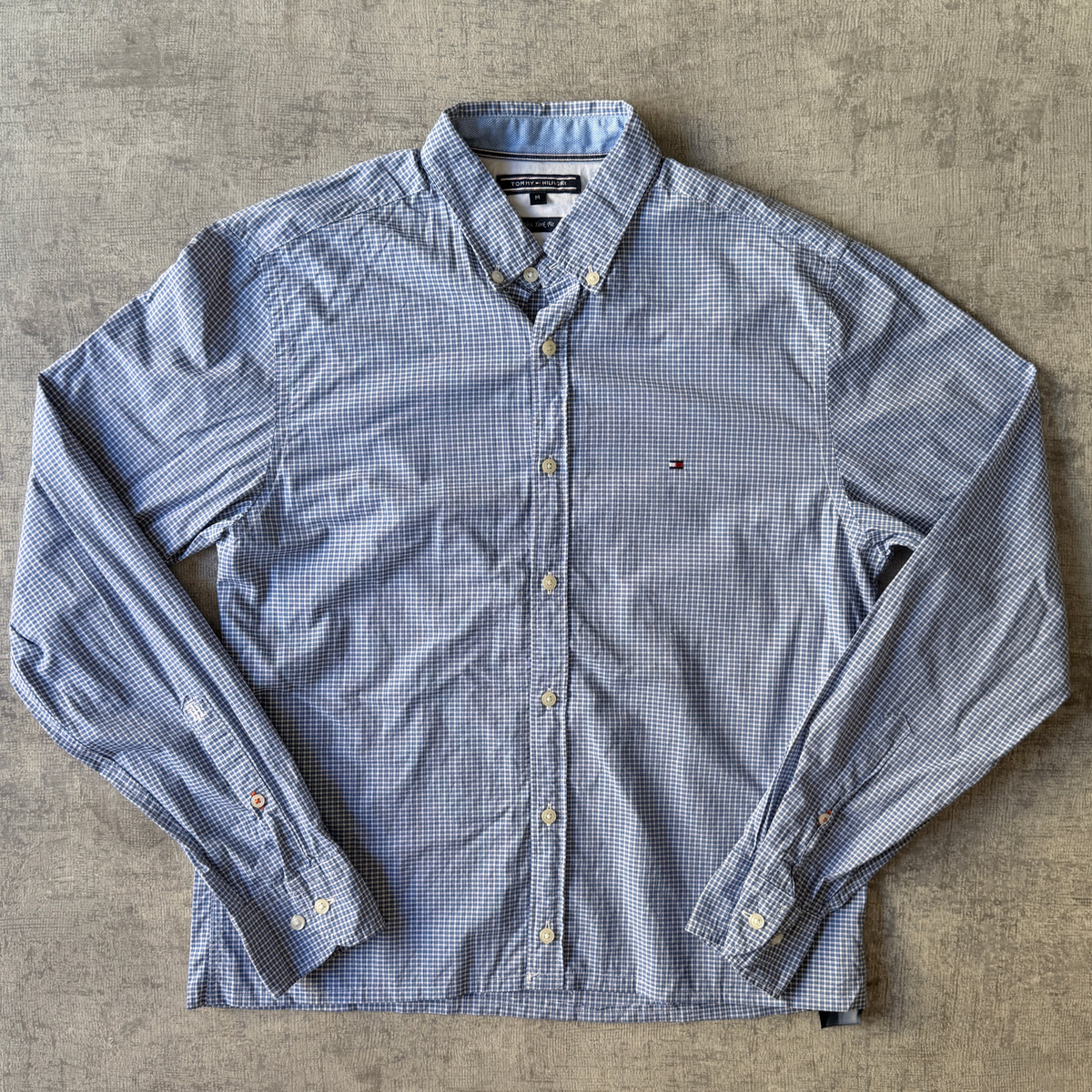 Tommy Hilfiger Cropped Longsleeve Button Up Size M Blue Plaid            -A63