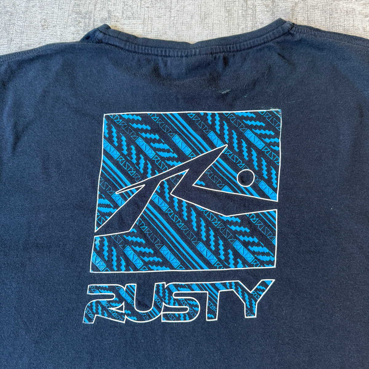 Rusty Y2K Graphic T-Shirt Size XXL Mens Navy Blue Short Sleeve           -A66