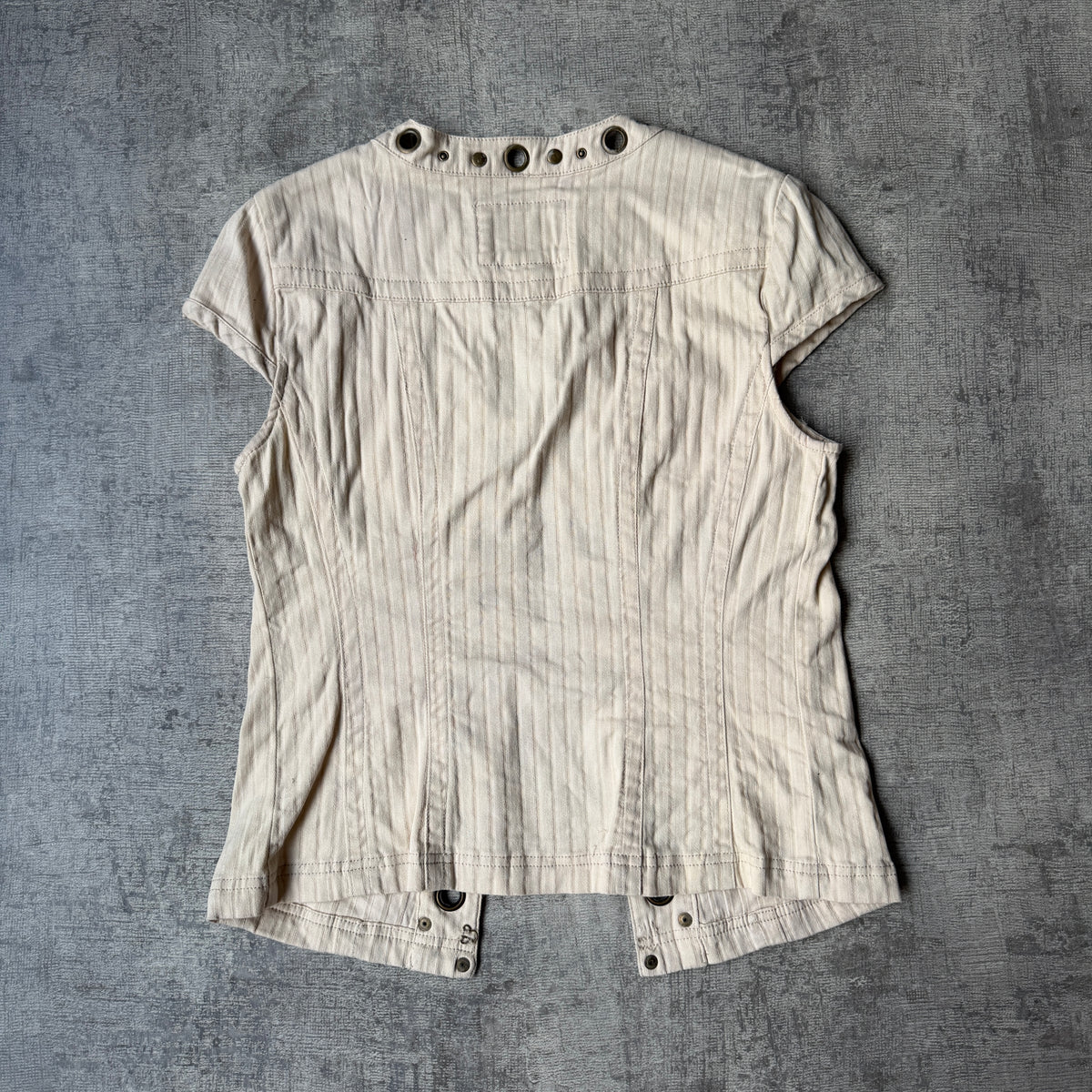 Live A Little Y2K Beige Ringlet Clasp Blouse Top Size S Womens           -G59