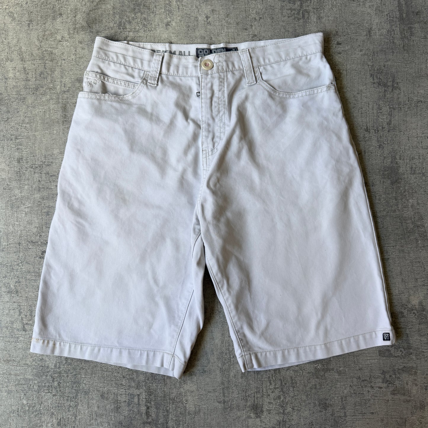 Golden Breed Mens Y2K White Surf Cargo Shorts Size 31              -E10