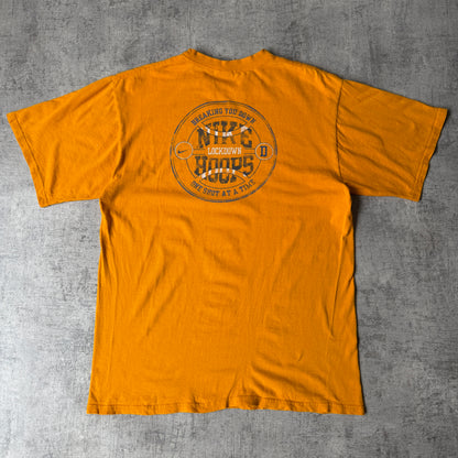 Nike Hoops Y2K Graphic Shirt Size M Mens Yellow Short Sleeve Basketball              -A18