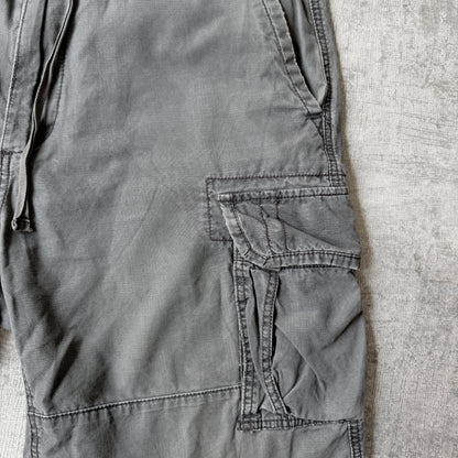 Footlocker Y2K Baggy Grey Cargo Shorts Size 36 Mens W' Drawstring               -D11