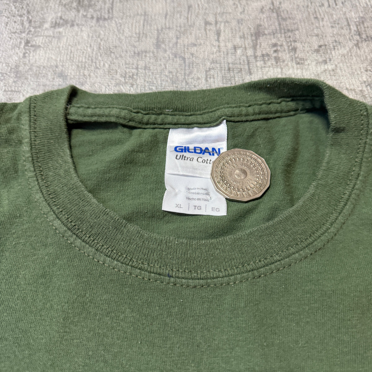 Vintage “Grumpy Old Bear” Green T-Shirt Size XL Mens Gildan                  -F42