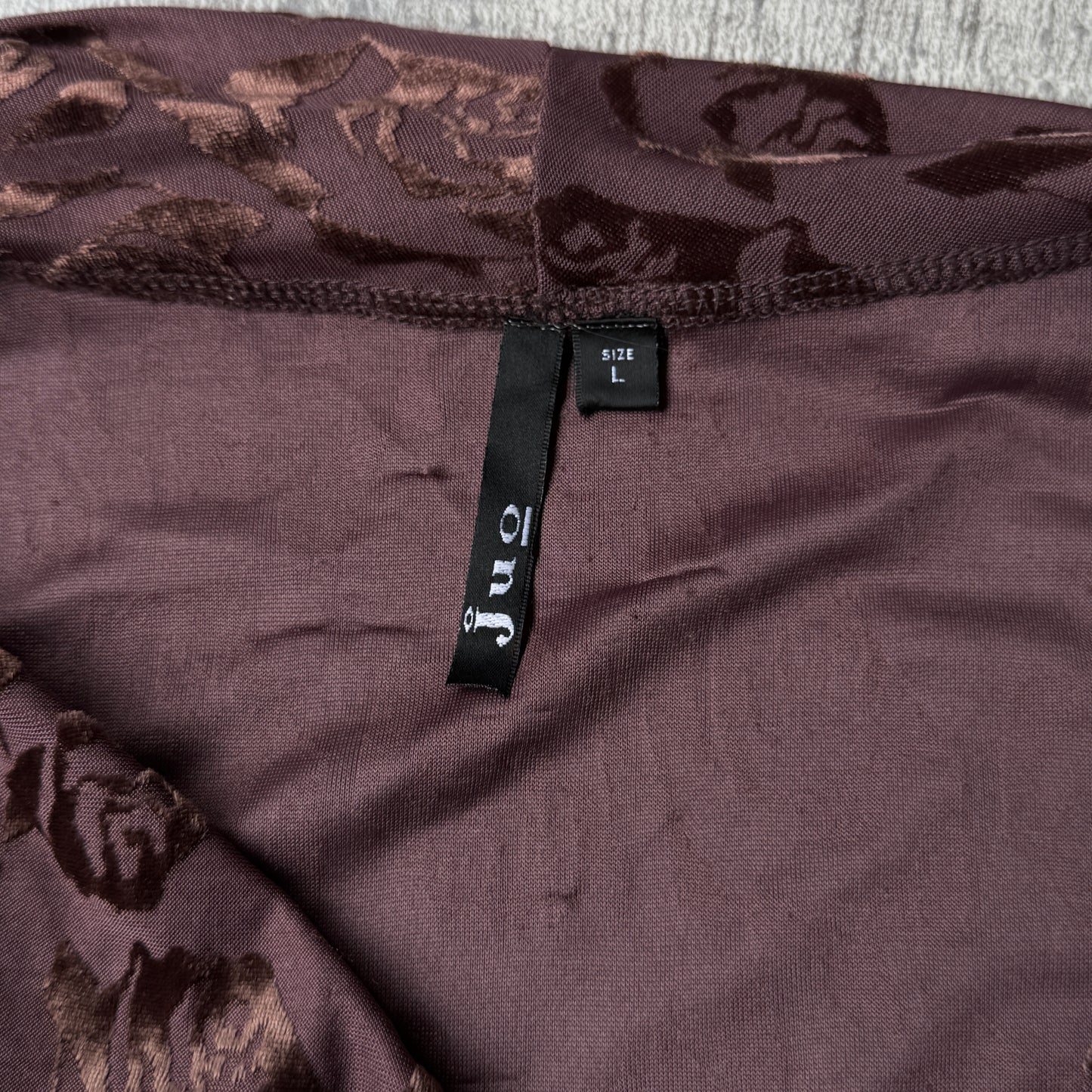 Juo Womens Y2K Brown Floral Velour Top Size L Fitted 3/4 Sleeve            -A59