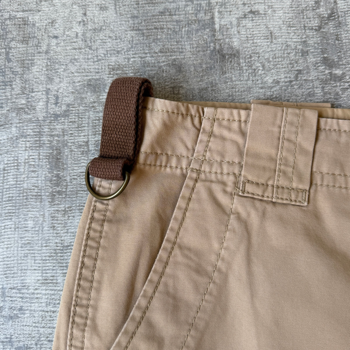 R.M Williams Tan Baggy Cargo Shorts Size 36 Mens               -E11