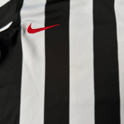 Nike Juventus Y2K Soccer Schools Soccer Jersey Size XS Womens         -G19