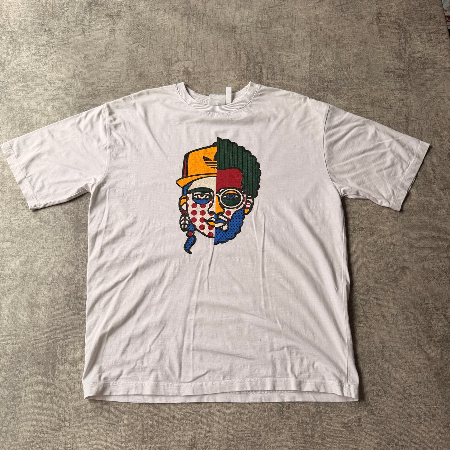 Adidas White Graphic Y2K T-Shirt Size XL Mens Two Face Tee                   -C30