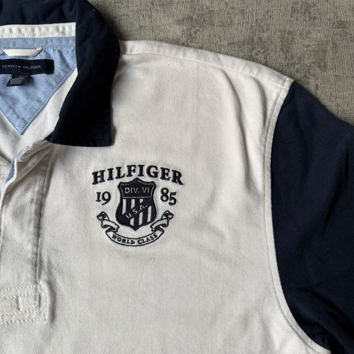 Vintage Tommy Hilfiger Polo Shirt Size XL Red White Colourblock                  -F37