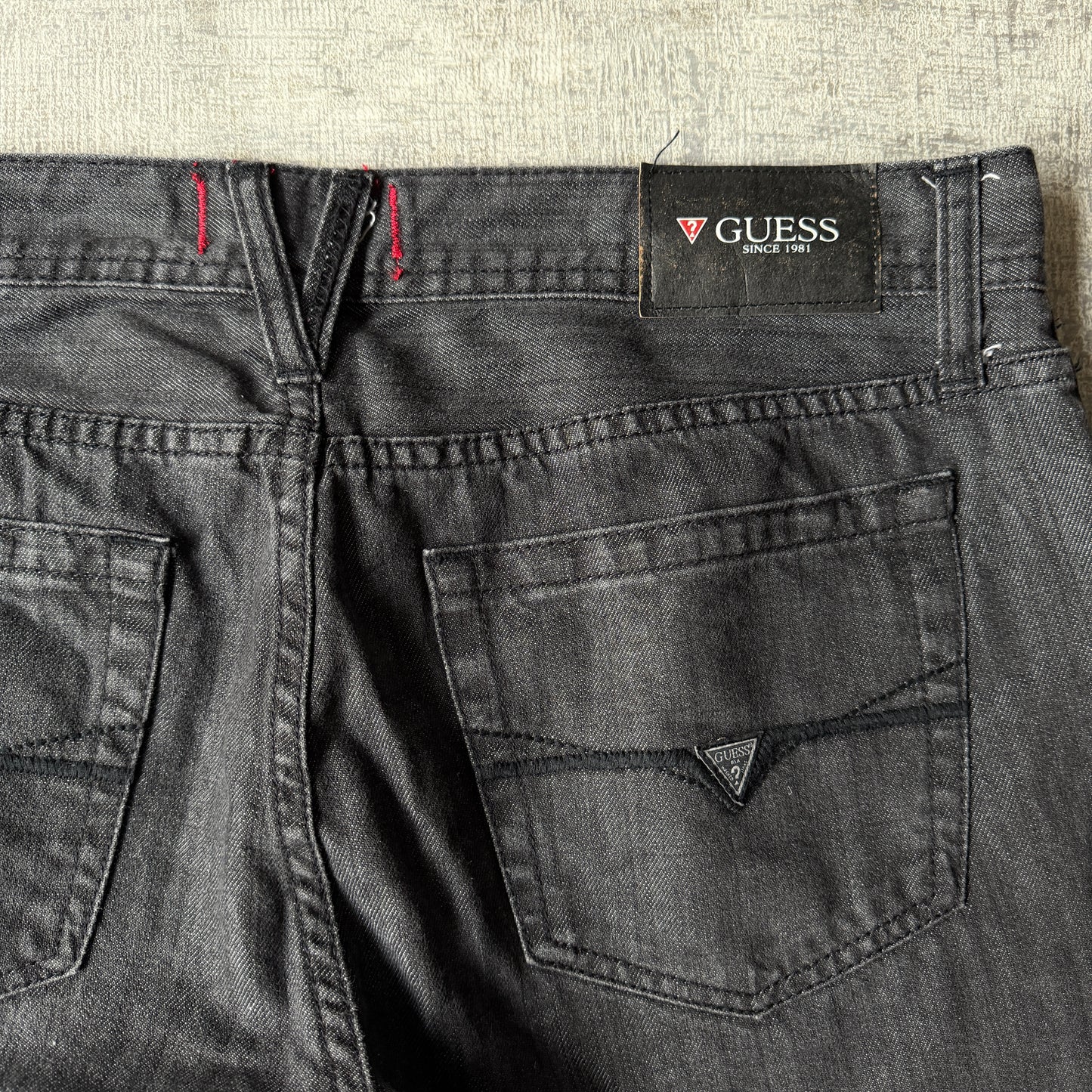 GUESS Vintage Black Jeans 34 Straight Leg Denim            -F7