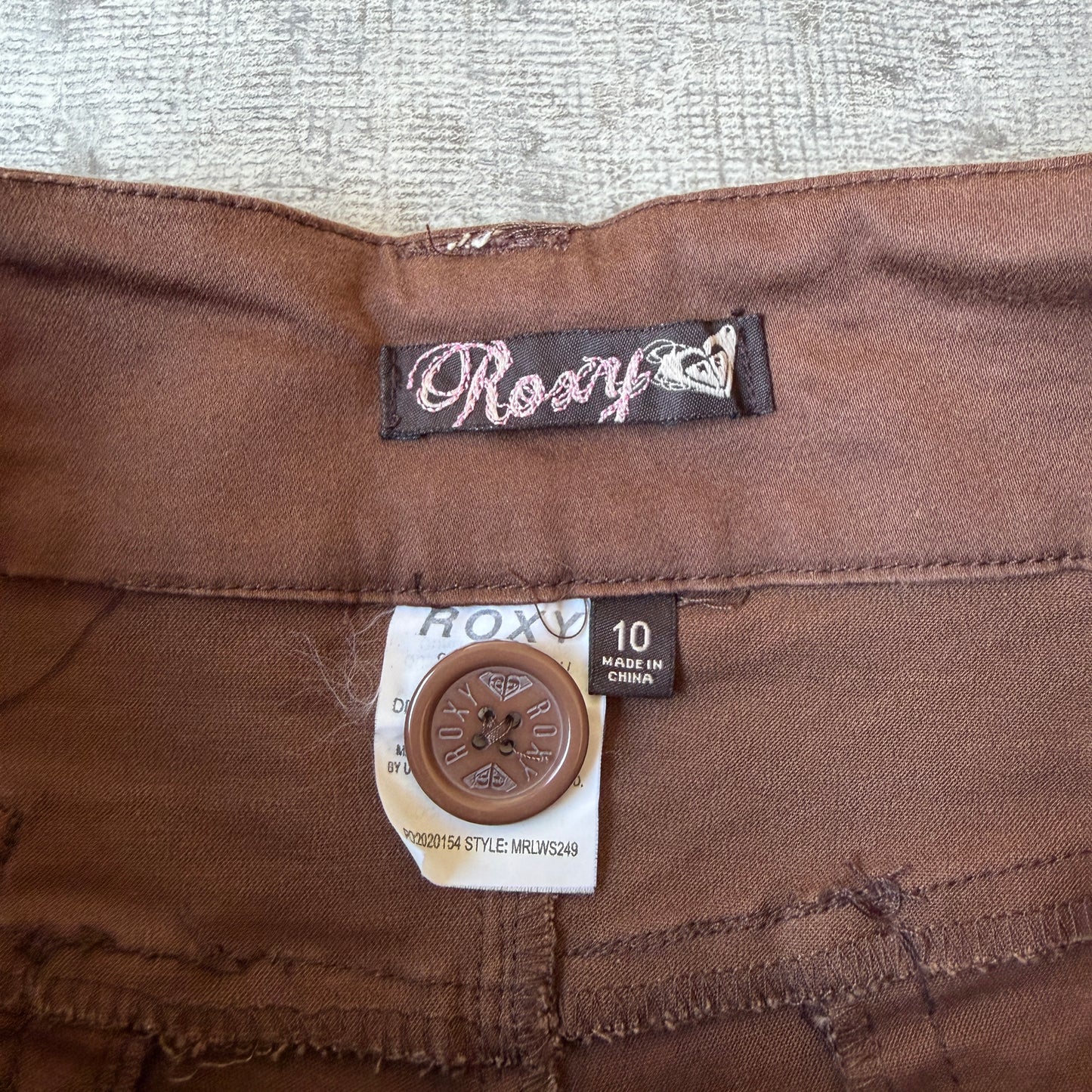 Roxy Womens Y2K Brown Capris Size 10 Slim Fit Low Rise               -E12