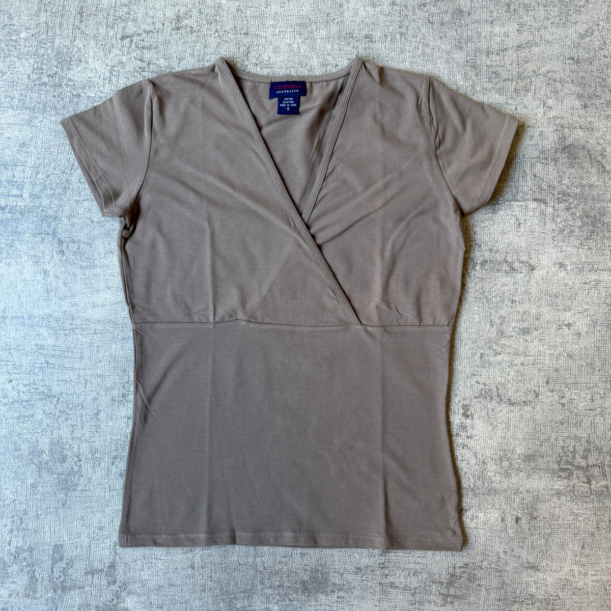 City Road Womens Vintage Brown V-Neck Top Size S Womens              -E62