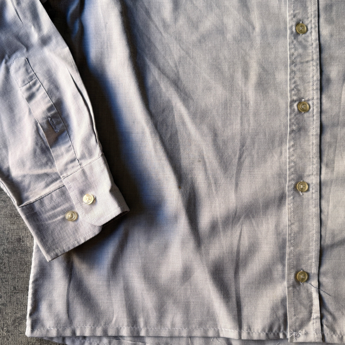Reserve Cropped Long Sleeve Button Up Size 43/ L Mens           -C53