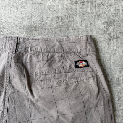 Dickies Baggy Grey Cargo Shorts Size 34 Mens Plaid Y2K              -D12