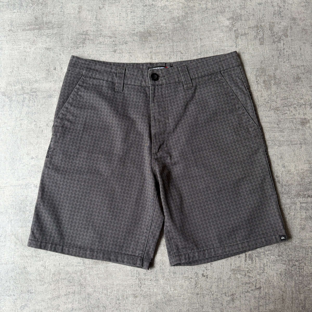 Quiksilver Y2K Grey Chino Shorts Size 33        -H21