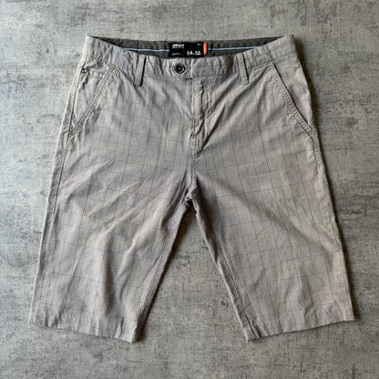 Oakley Mens Grey Plaid Cargo Shorts Size 34W 32L             -A49