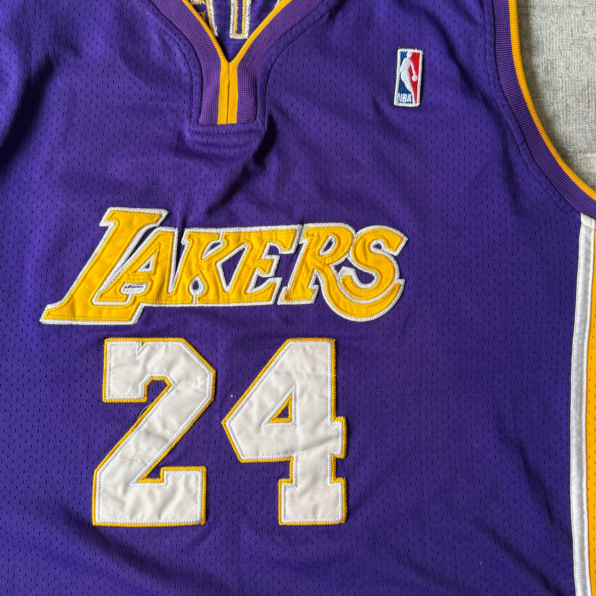 LA Lakers Kobe Bryant Starter NBA Jersey Fits Size XL Mens                   -E20