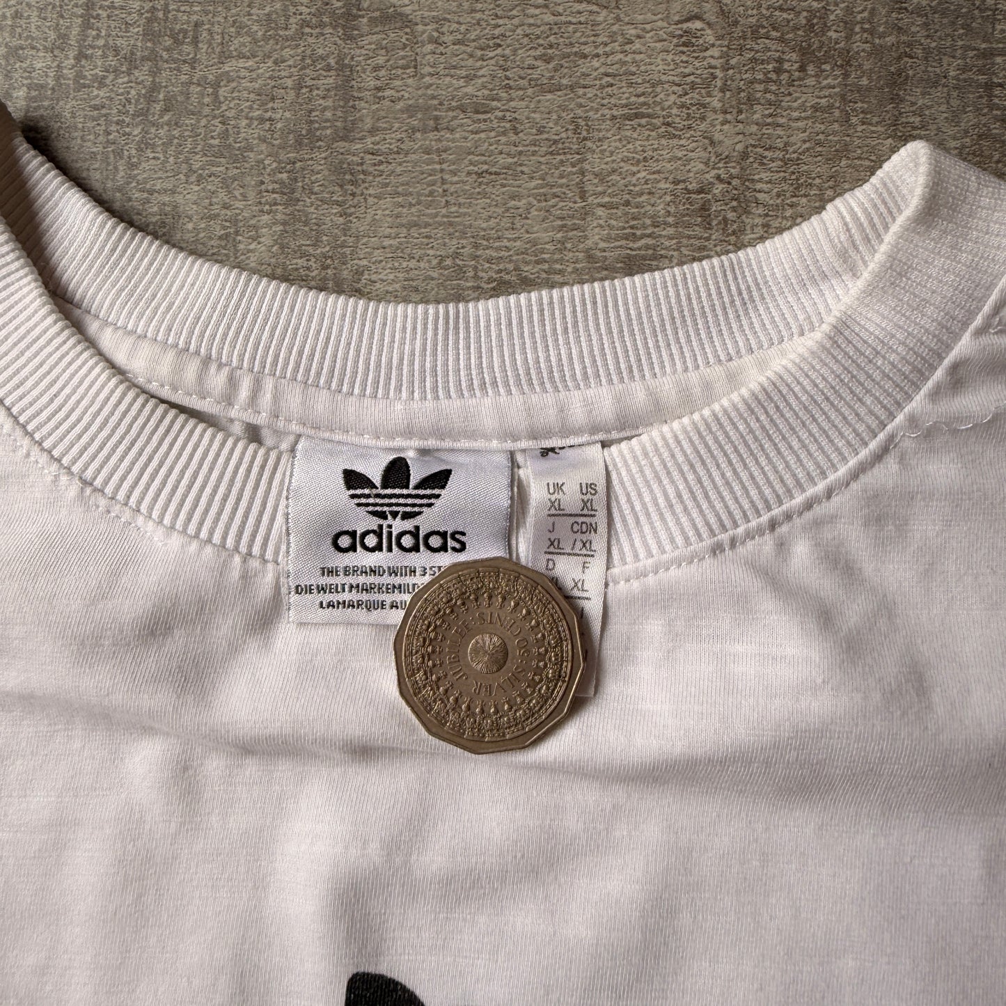 Adidas White Graphic Y2K T-Shirt Size XL Mens Two Face Tee                   -C30
