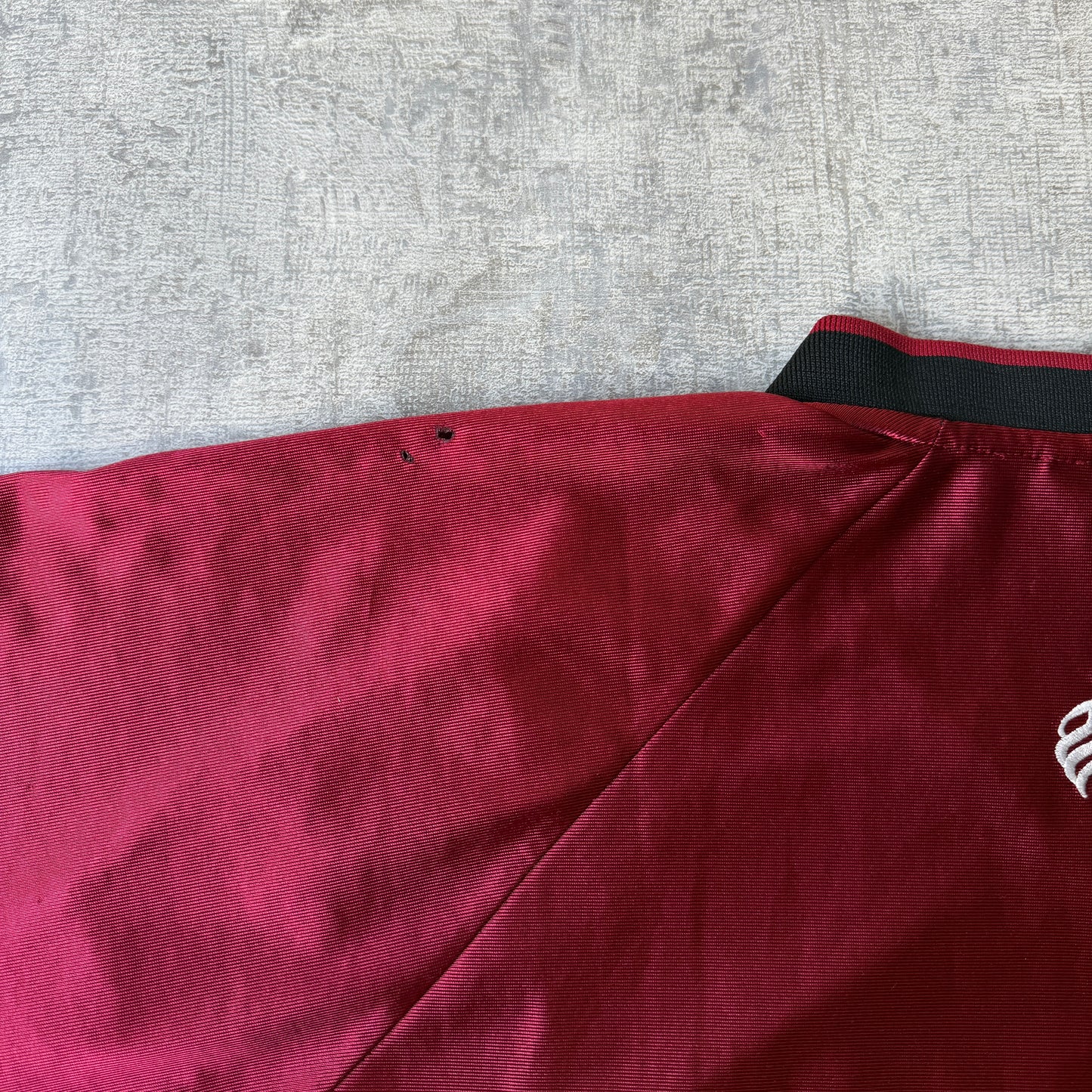 Vintage Rocawear Maroon Jersey Top Size Fits M-L Mens     -H51