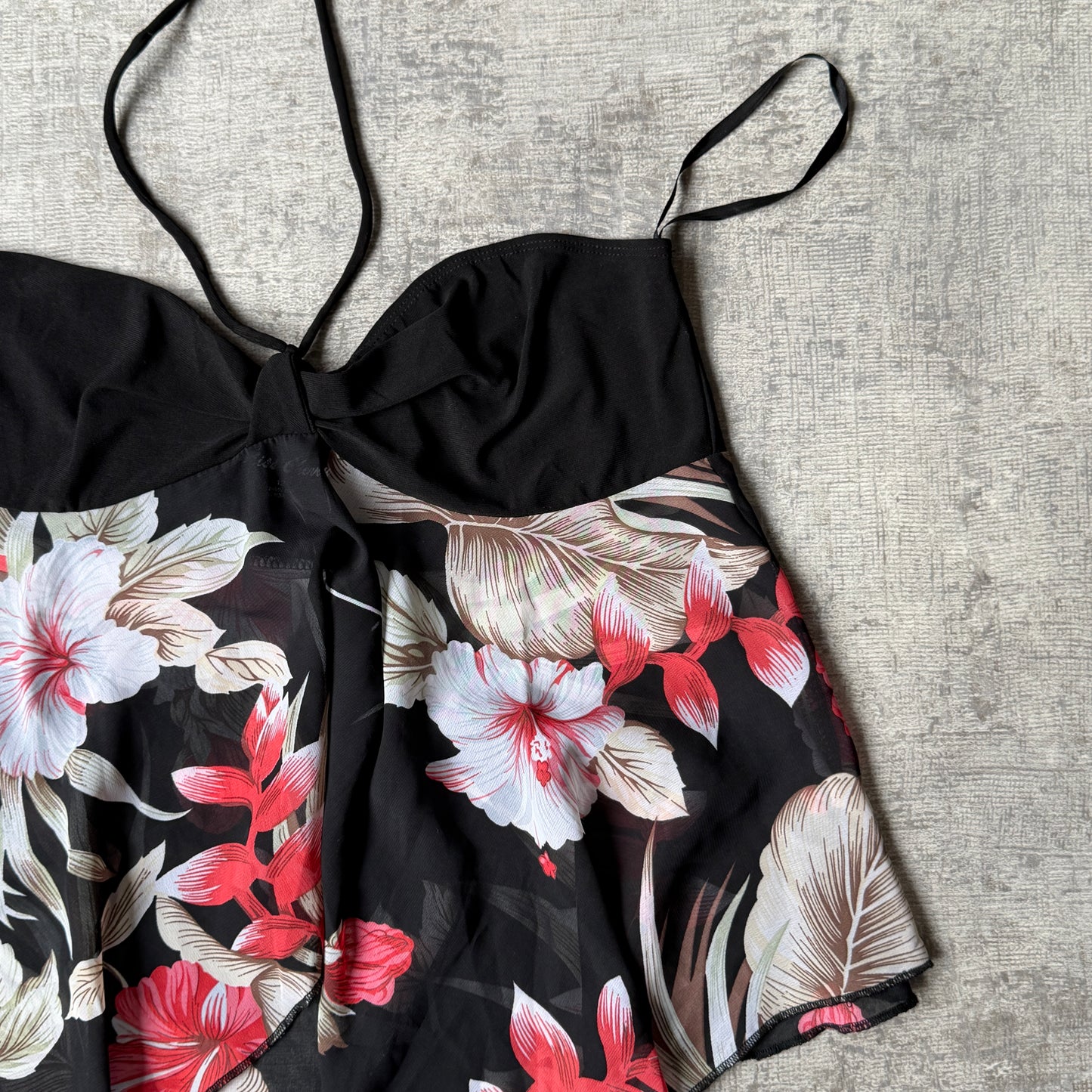Miss Cherry Y2K Halter Neck Top Size 12 Womens Black Floral NWT'S         -A30