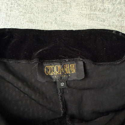 Gerry Shaw Womens Vintage Black Velour Halter Neck Top Size 12 Womens Metal accents       -E68