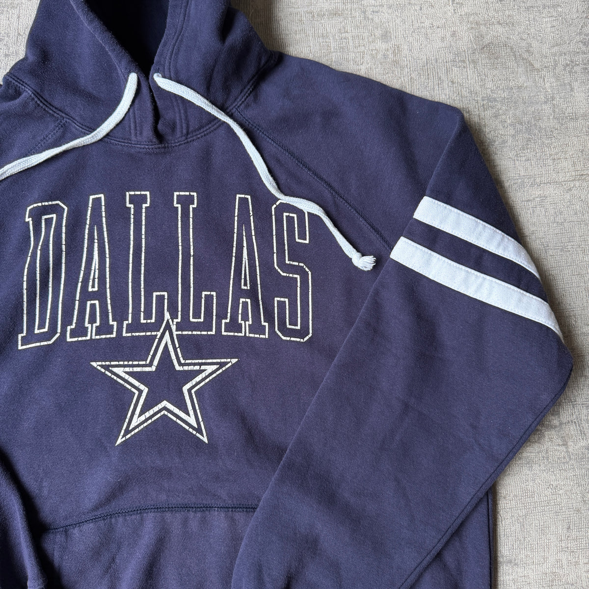 Dallas Cowboys NFL Navy Hoodie Size 2XL Mens Graphic Jumper         -G27