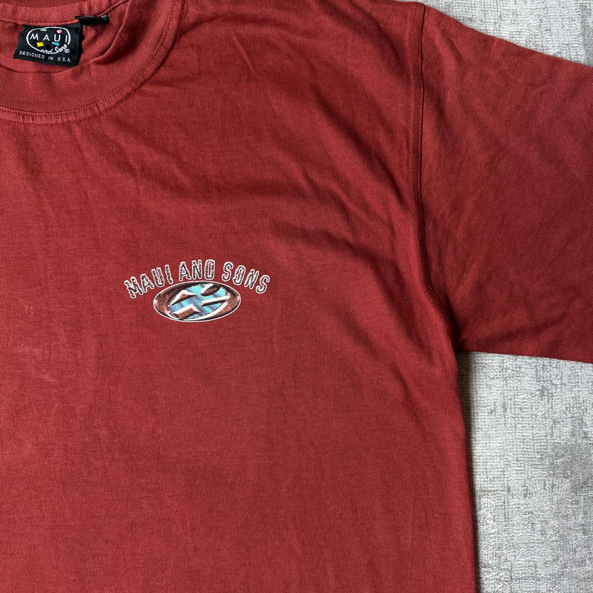 Maui & Sons Hawaiian Vision T Shirt Size M Mens Red Y2K Tee    -G39