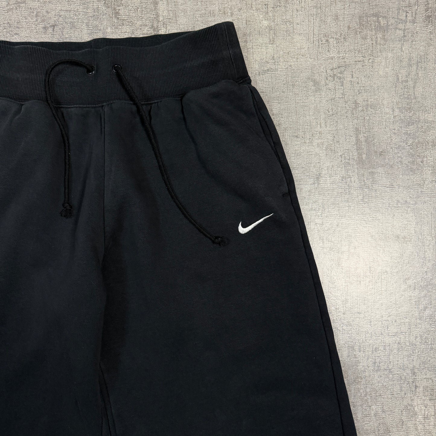 Nike Baggy Black Sweat Pants Size M Super Baggy Embroidered      -I22
