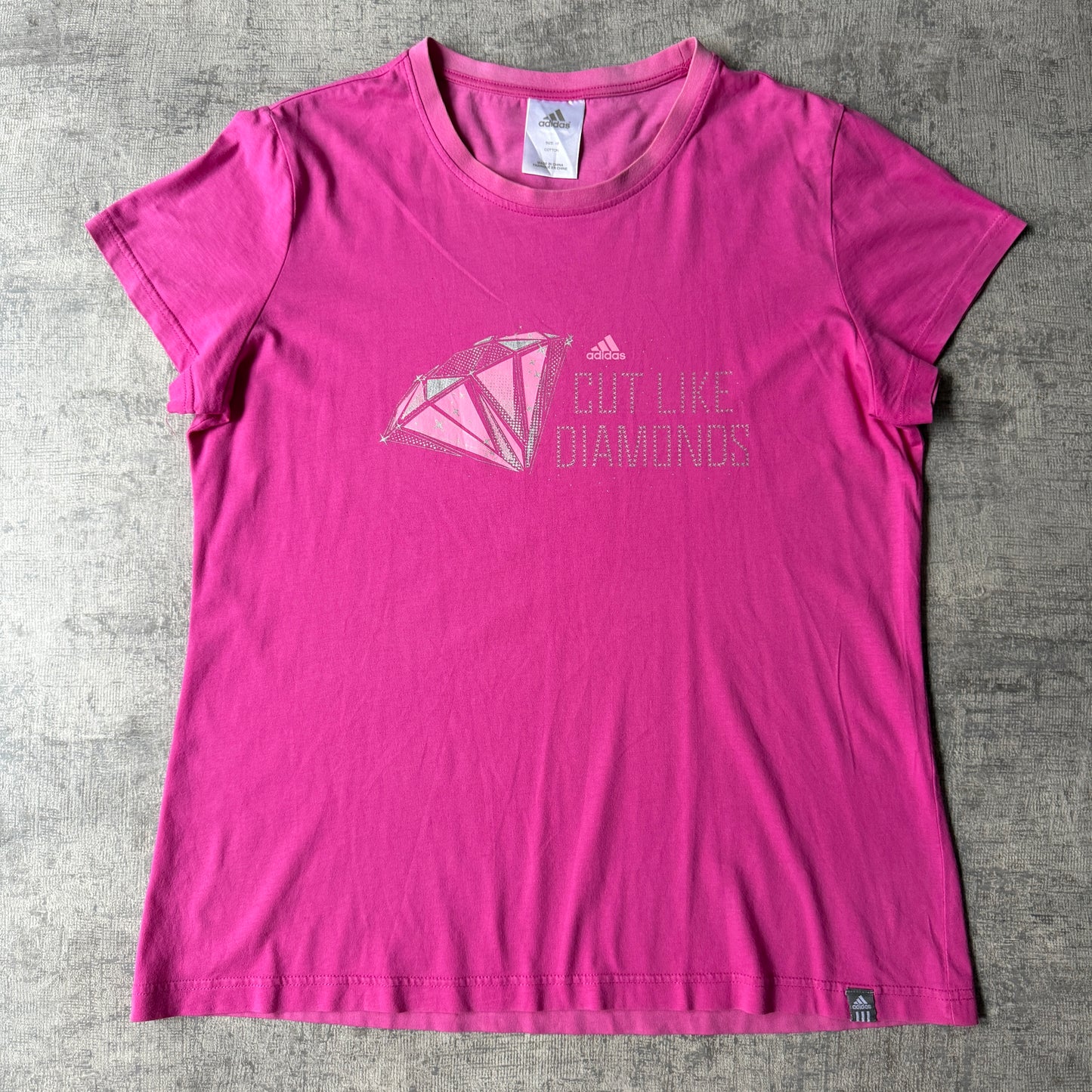 Adidas Women’s Y2K Pink “Cut like Diamonds” Graphic Tee Size 16          -F68