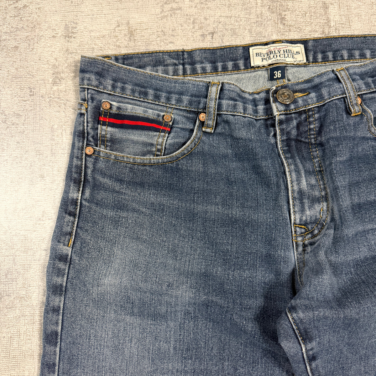 Beverley Hills Polo Club Vintage Jeans Size 36 Blue Washed Denim         -I11