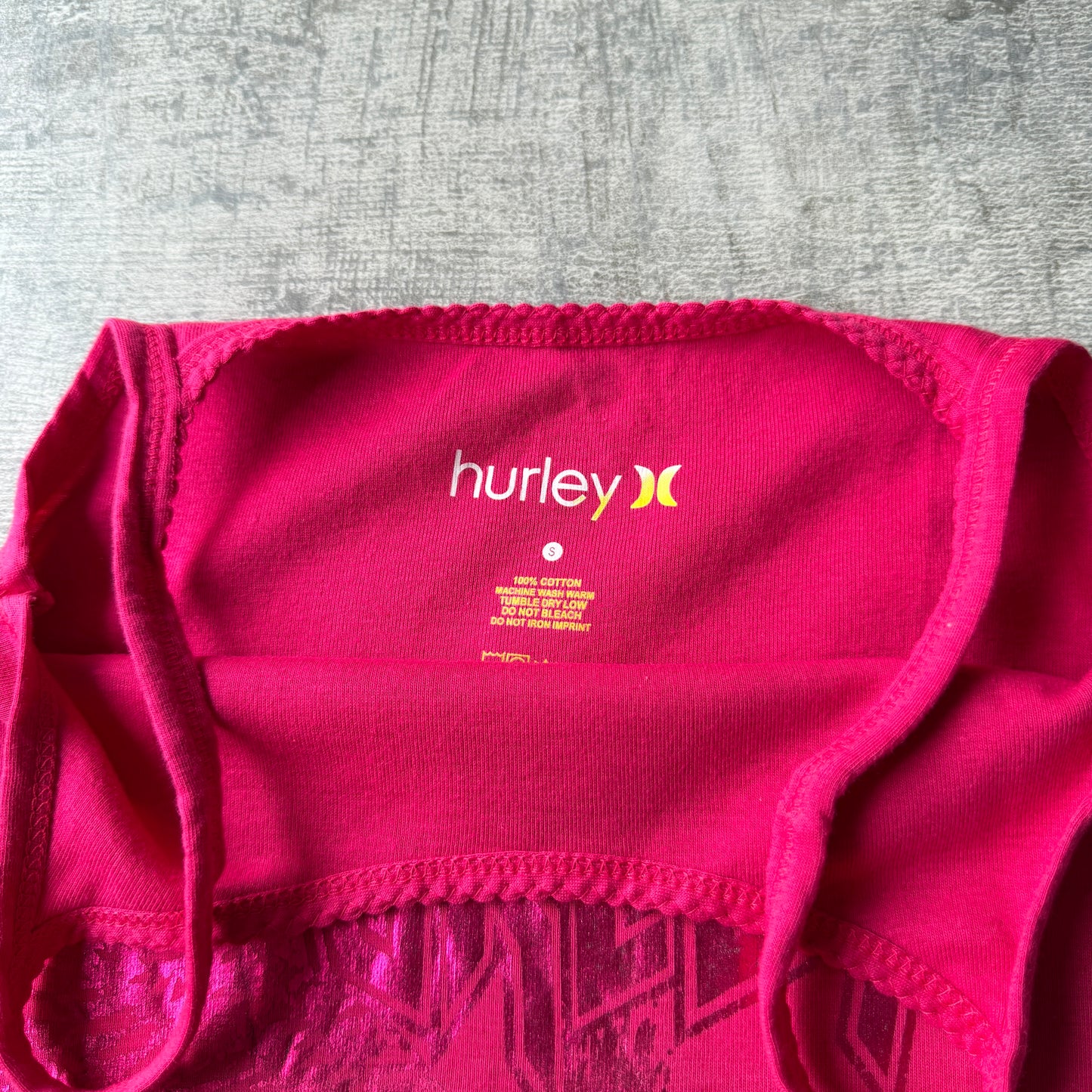 Hurley Y2K Hot Pink Tank Top Size S Singlet NWT'S            -B25
