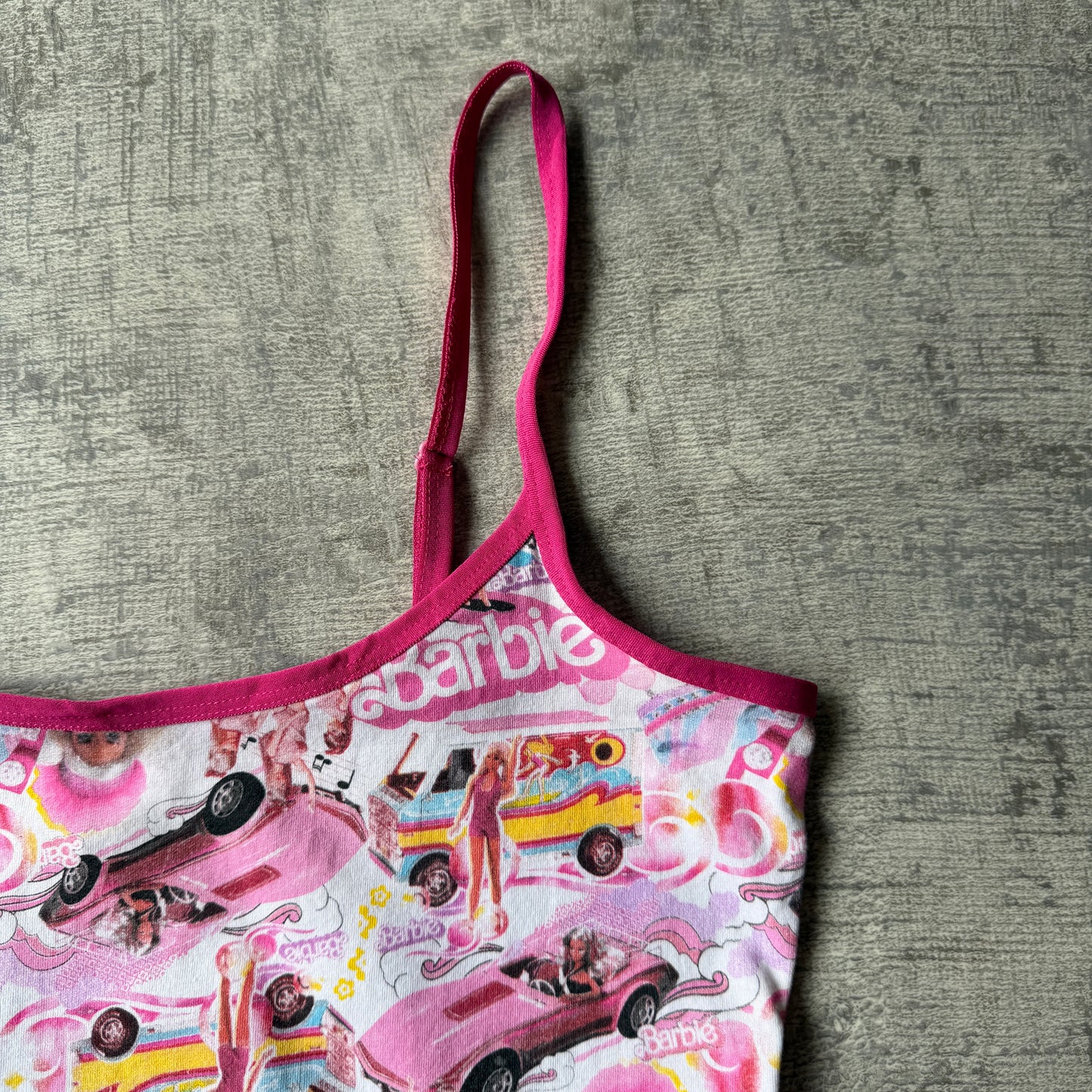 Barbie Womens Tank Top AOP Size 14 White/ Pink Singlet     -B23