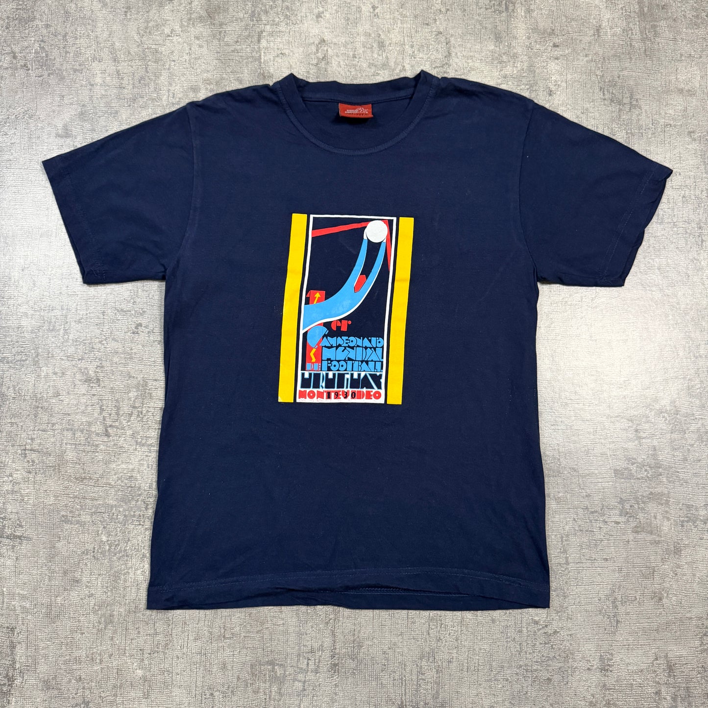 Vintage Navy Football Soccer Graphic Tee Size S Mens                   -I57